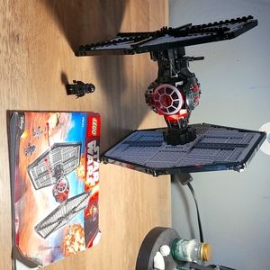 *retired* LEGO Tie Fighter star wars the  force awakens